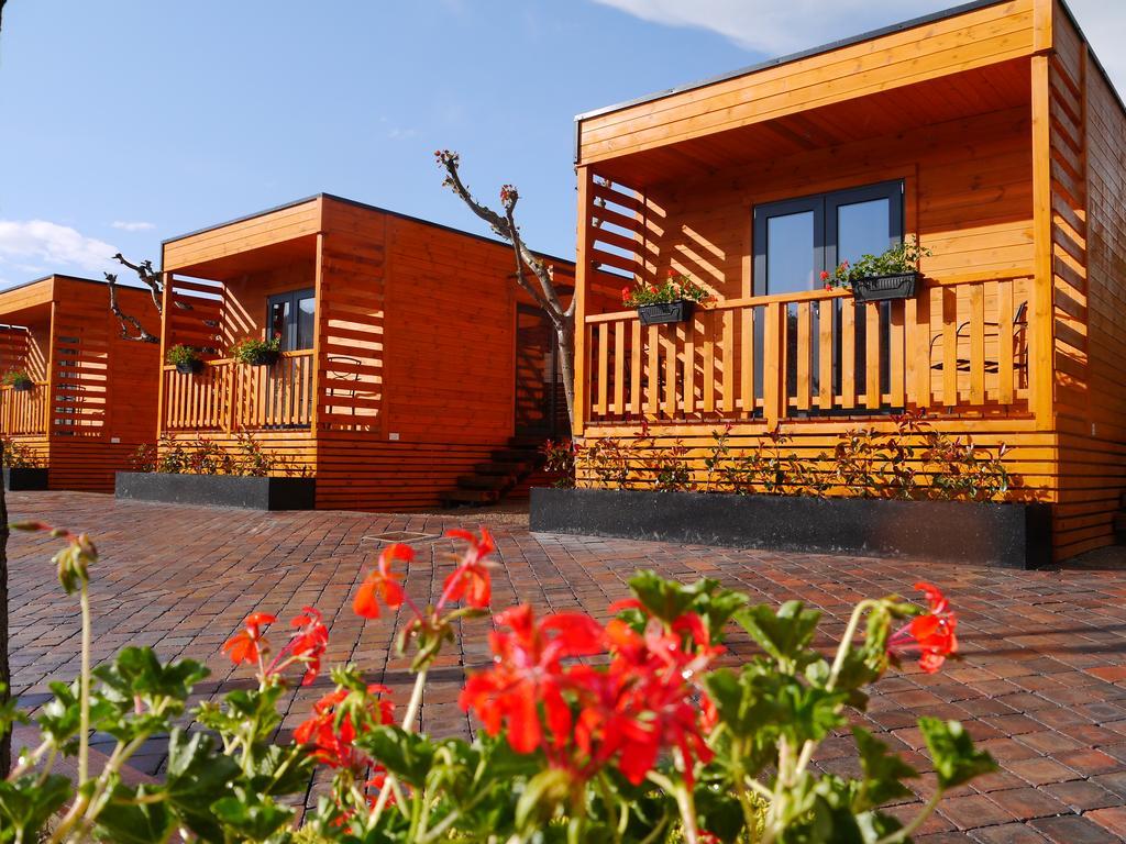Camping Riera Merles Borreda ภายนอก รูปภาพ