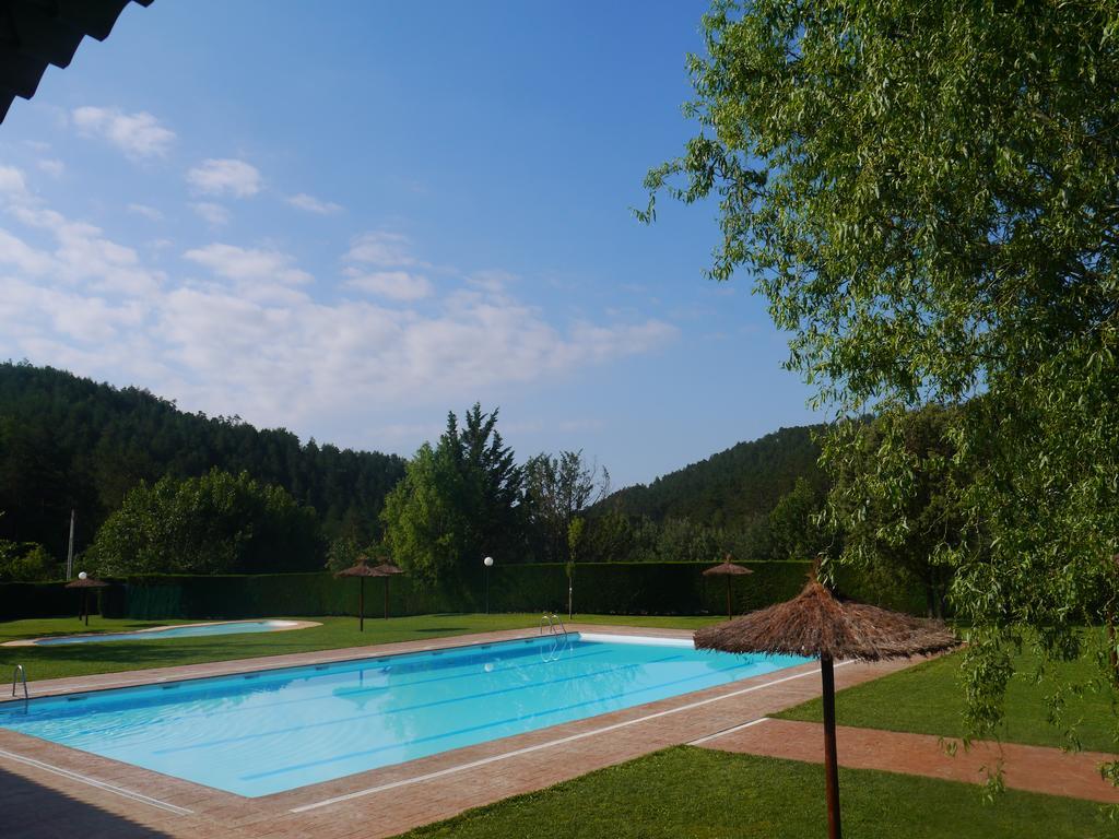 Camping Riera Merles Borreda ภายนอก รูปภาพ